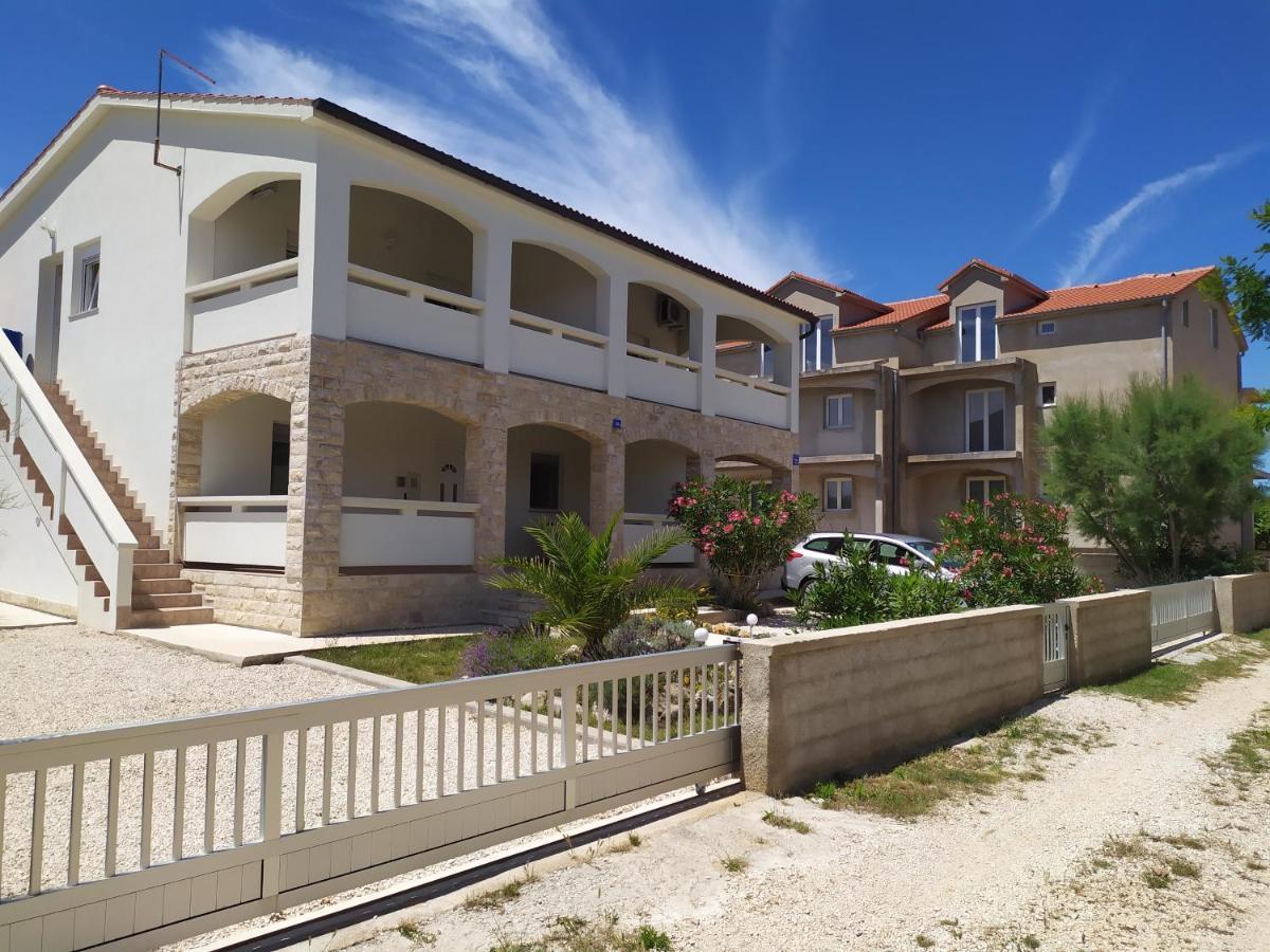 Apartmani Vjeko Вир Экстерьер фото